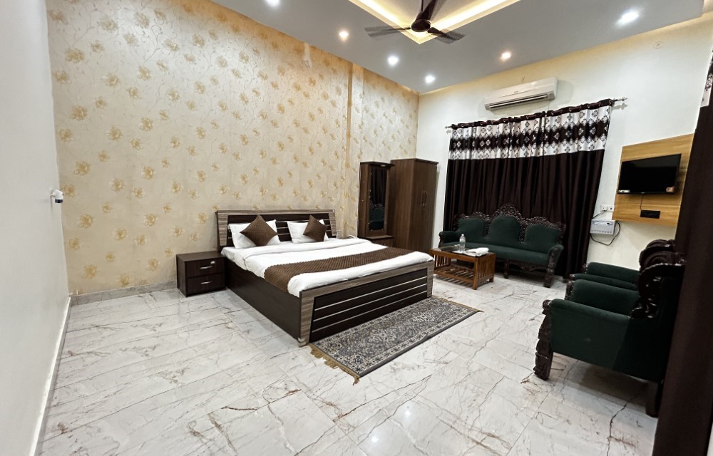 Jb square resort About us 2